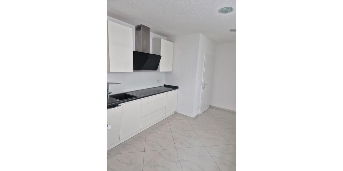 Erdgeschoßwohnung Bischofsheim - 4.5 Zimmer, 143 m&sup2;, 1.790&euro; | Angebot:26221976