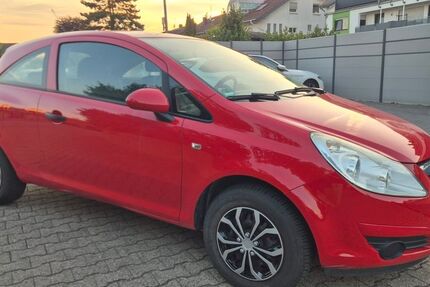 Opel Corsa 74.800 km 3.500 &euro; Rüsselsheim am Main 65428