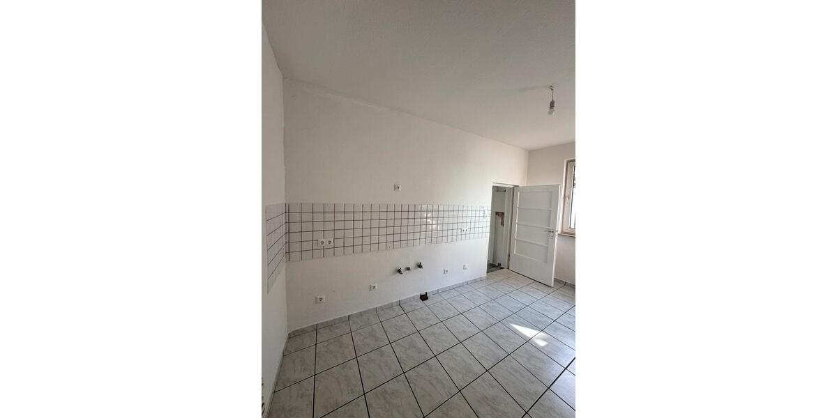 Maisonettenwohnung Taunusstein - 2.5 Zimmer, 81 m&sup2;, 1.250&euro; | Angebot:25435479