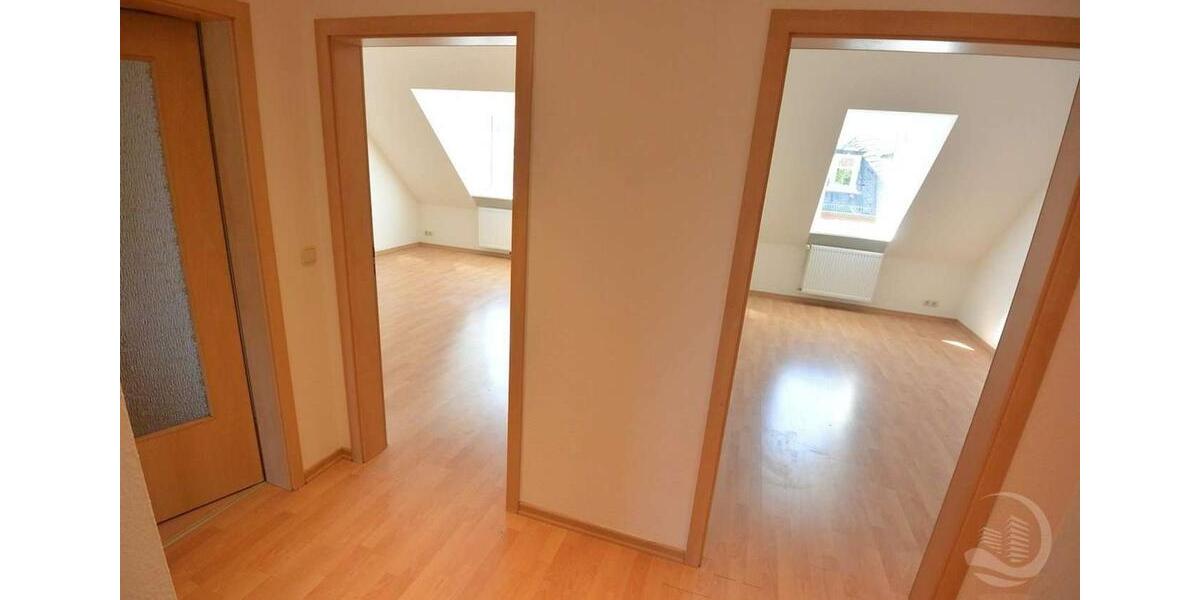 Dachgeschoßwohnung Wiesbaden Südost - 2 Zimmer, 61 m&sup2;, 660&euro; | Angebot:25811215