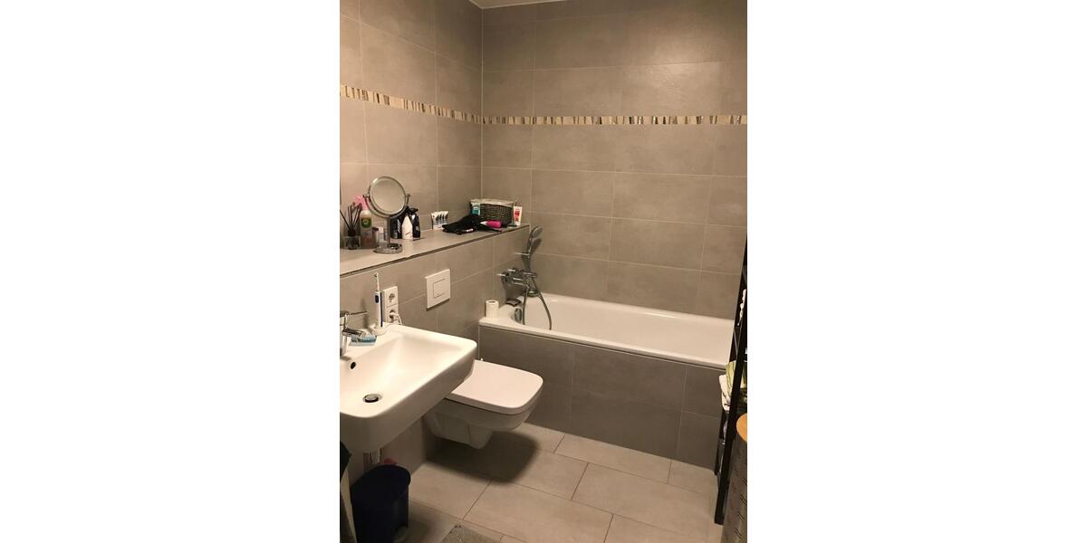 Hochparterre Frankfurt am Main Bockenheim - 3 Zimmer, 82 m&sup2;, 610.000&euro; | Angebot:26678971