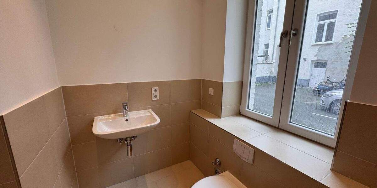 Etagenwohnung Wiesbaden Westend / Bleichstraße - 2 Zimmer, 76 m&sup2;, 1.143&euro; | Angebot:25263386