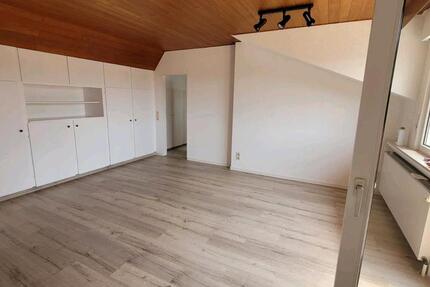 Wohnung Bischofsheim - Terrasse- teilmöbliert -Nähe FFMMZWI 1 zimmer