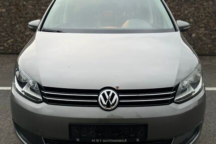 VW Touran 225.000 km 3.900 &euro; Taunusstein 65232