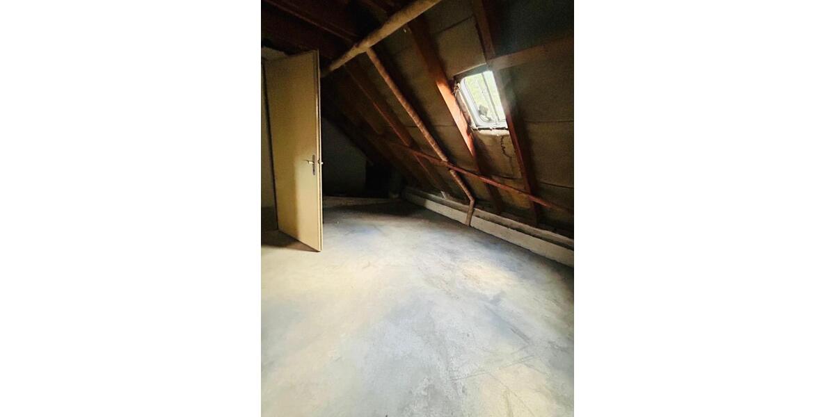 Familienfreundliches Haus in ruhiger Grünlage mit großem Garten 5 zimmer