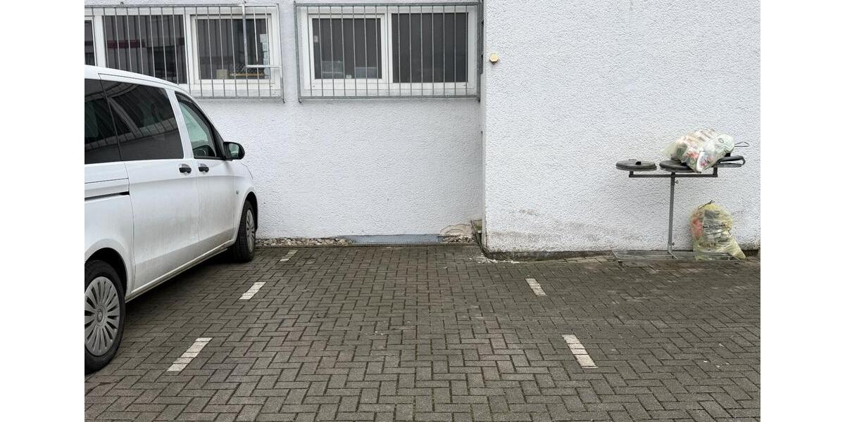 Garagen / Stellplätze Wiesbaden Biebrich - 100&euro; | Angebot:26376334