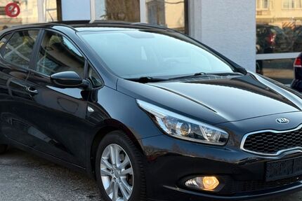 Kia ceed / Ceed 175.000 km 5.700 &euro; Wiesbaden 65203