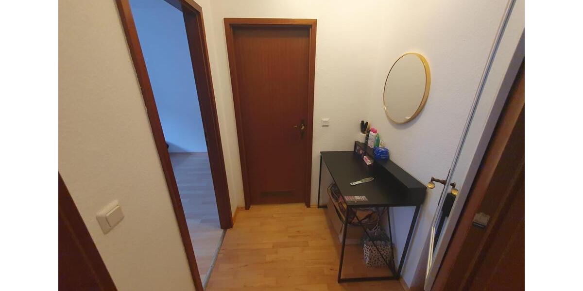 Etagenwohnung Wiesbaden Biebrich - 2 Zimmer, 66 m&sup2;, 265.000&euro; | Angebot:27163927
