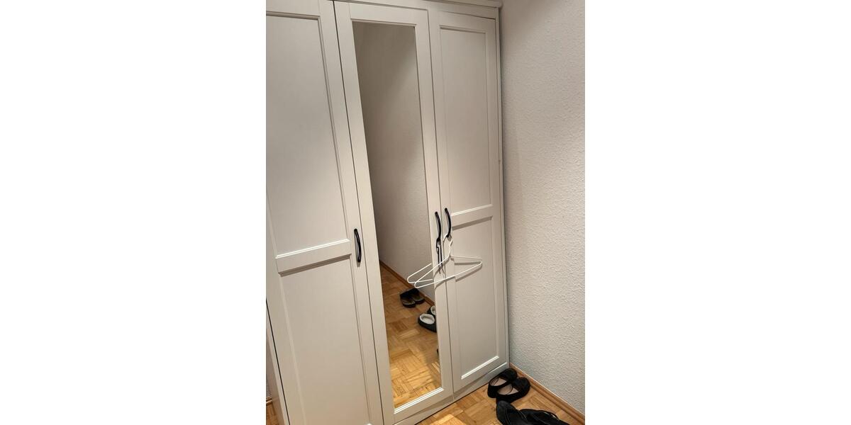 Dachgeschoßwohnung Flörsheim am Main - 3 Zimmer, 75 m&sup2;, 1.300&euro; | Angebot:25902152