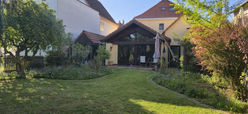 Einfamilienhaus Rüsselsheim am Main - 7 Zimmer, 178 m&sup2;, 729.000&euro; | Angebot:26650196