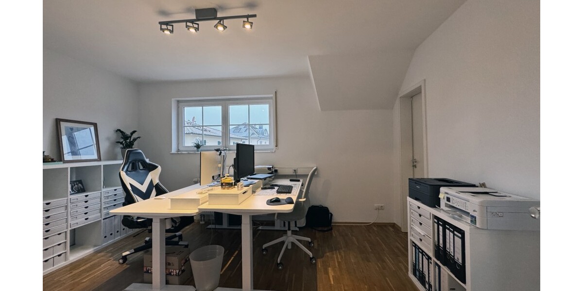 *Langenhain* Gepflegte Doppelhaushälfte in ruhiger Lage mit Nähe zum Wald* 6 zimmer