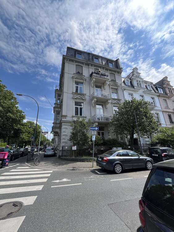 Wohnung zum Kaufen in Frankfurt am Main 1.329.000 € 113 m²