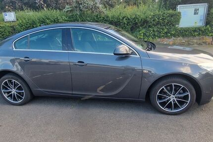 Opel Insignia 50.100 km 7.500 &euro; Raunheim 65479
