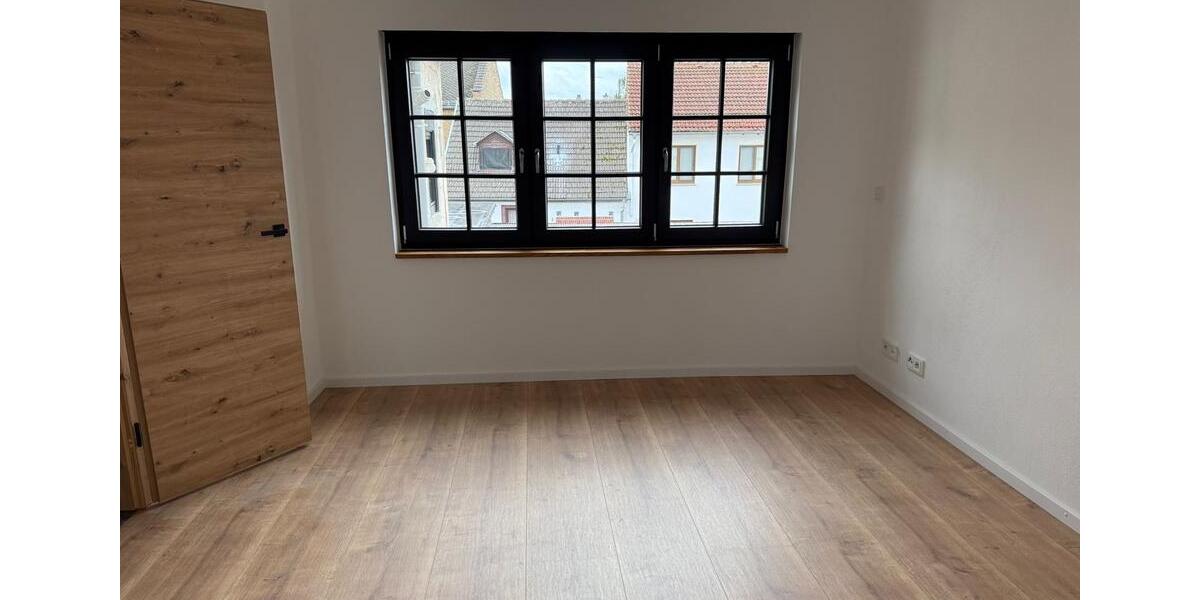 Terrassenwohnung Geisenheim - 4 Zimmer, 150 m&sup2;, 1.950&euro; | Angebot:26646552