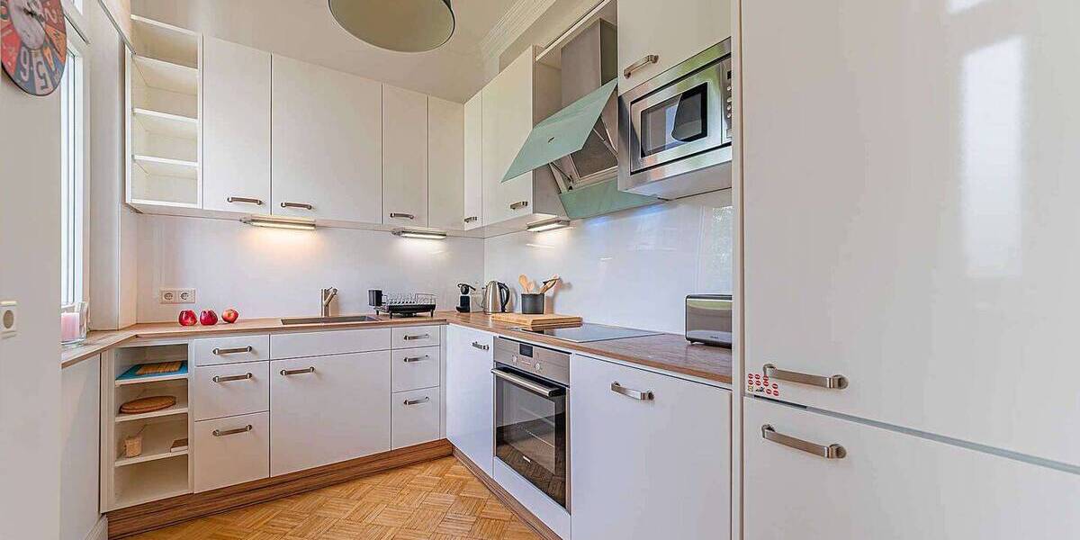 Etagenwohnung Frankfurt am Main Bockenheim - 3 Zimmer, 90 m&sup2;, 2.400&euro; | Angebot:26803848