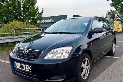 Toyota Corolla 141.378 km 3.499 &euro; Bad Camberg 65520