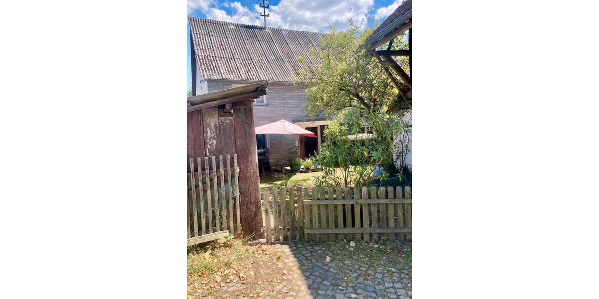 Bauernhaus, Landhaus Heidenrod - 5 Zimmer, 130 m&sup2;, 135.000&euro; | Angebot:27097247