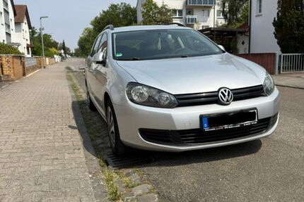 VW Golf 297.902 km 2.490 &euro; Mörfelden-Walldorf 64546