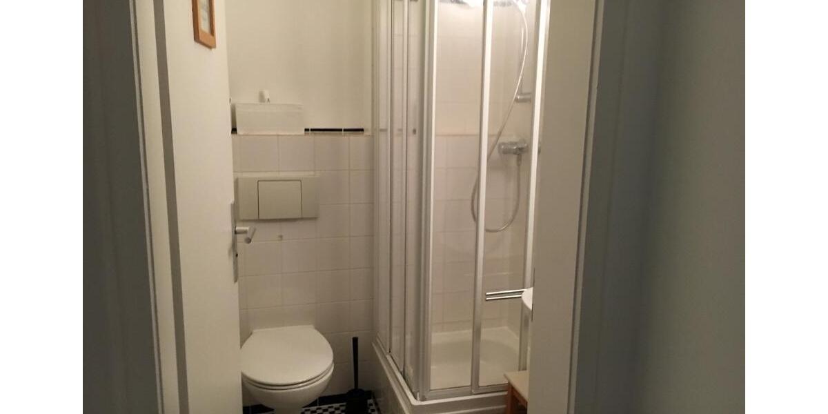 Dachgeschoßwohnung Oberursel (Taunus) - 1 Zimmer, 23 m&sup2;, 905&euro; | Angebot:25226015