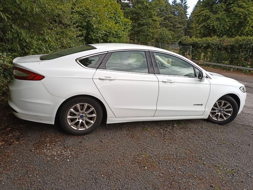 Ford Mondeo 179.950 km 8.400 € Glashütten 61479