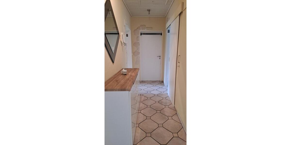 Etagenwohnung Bad Soden am Taunus - 3 Zimmer, 75 m&sup2;, 1.100&euro; | Angebot:26704190