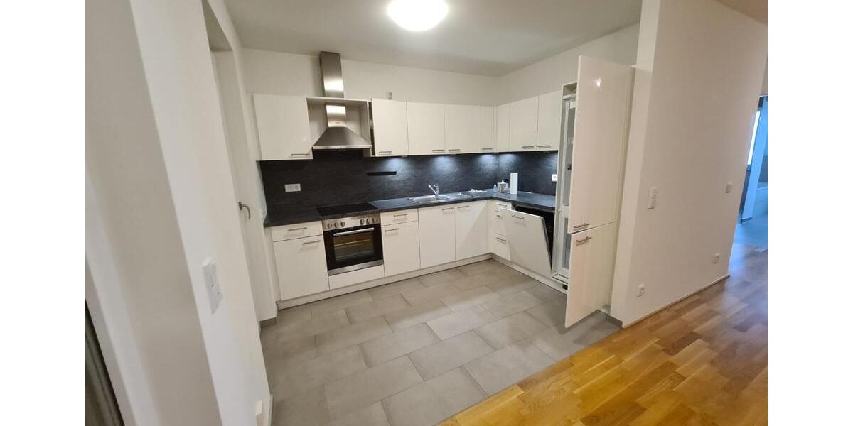 Etagenwohnung Wiesbaden Südost - 3 Zimmer, 95 m&sup2;, 1.700&euro; | Angebot:25233674