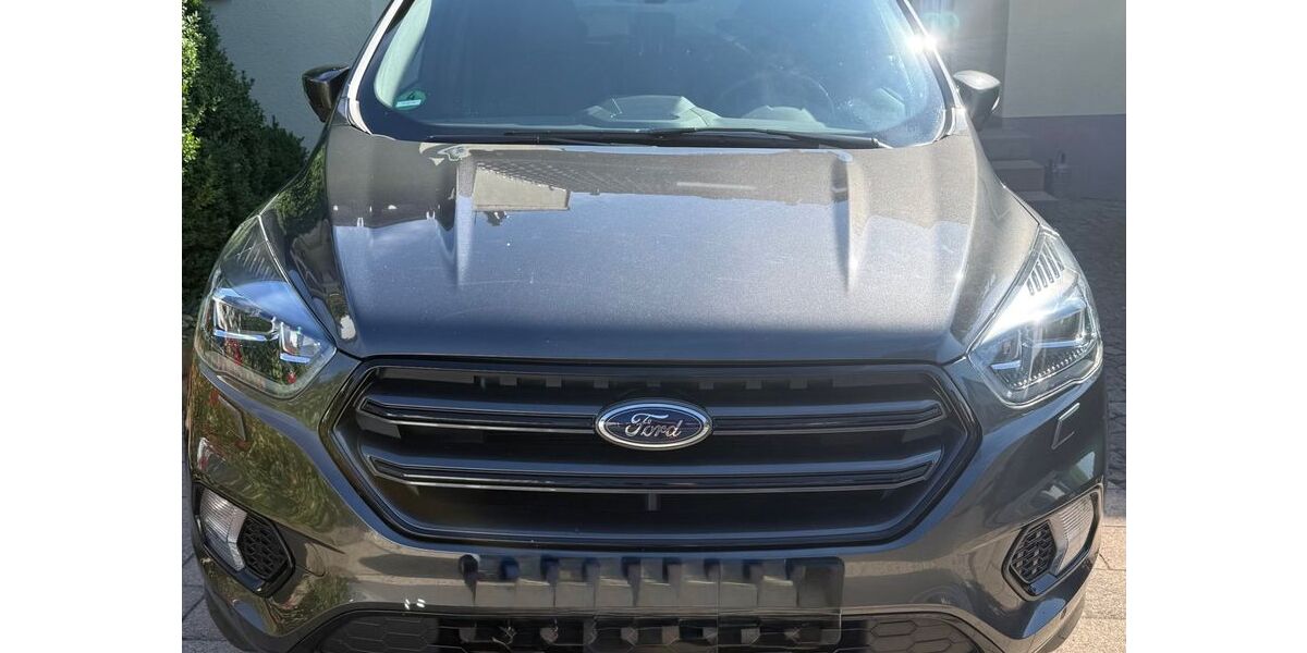 Ford Kuga 110.000 km 12.500 &euro; Rüdesheim am Rhein 65385