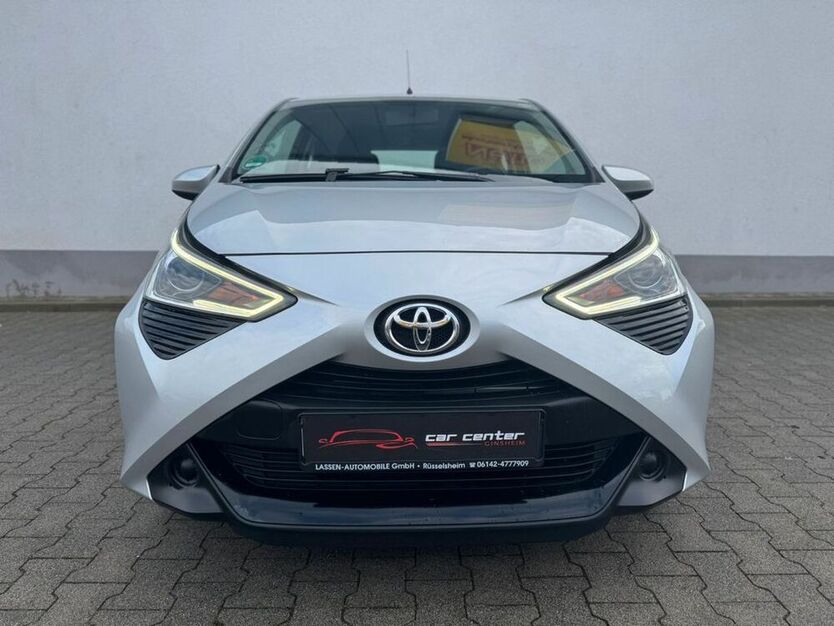 Aygo (X)