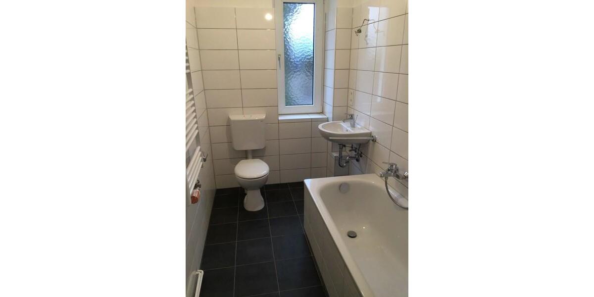 Erdgeschoßwohnung Wiesbaden Biebrich - 2 Zimmer, 54 m&sup2;, 664&euro; | Angebot:26331424