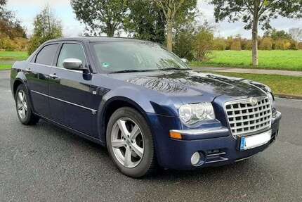 Chrysler 300C 88.822 km 10.999 € Nauheim 64569