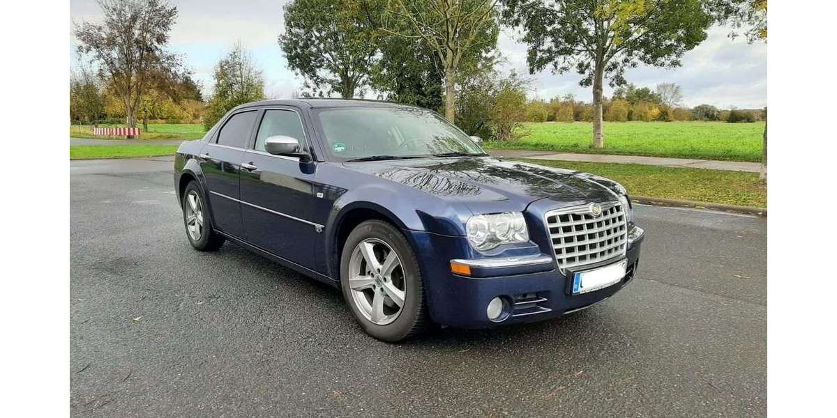 Chrysler 300C 88.822 km 10.999 € Nauheim 64569