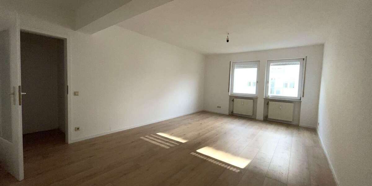 Etagenwohnung Wiesbaden Biebrich - 1 Zimmer, 35 m&sup2;, 400&euro; | Angebot:27370743