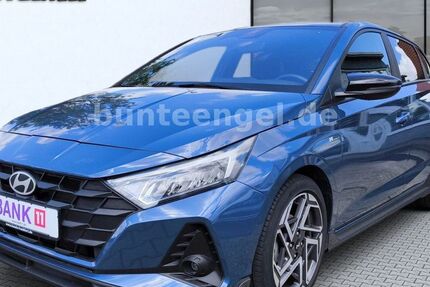 Hyundai i20 9.300 km 15.990 &euro; Flörsheim am Main 65439