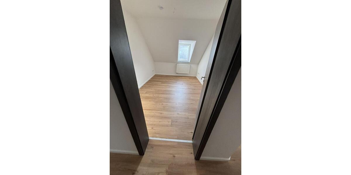 Etagenwohnung Wiesbaden Südost - 3 Zimmer, 77 m&sup2;, 1.150&euro; | Angebot:25919016