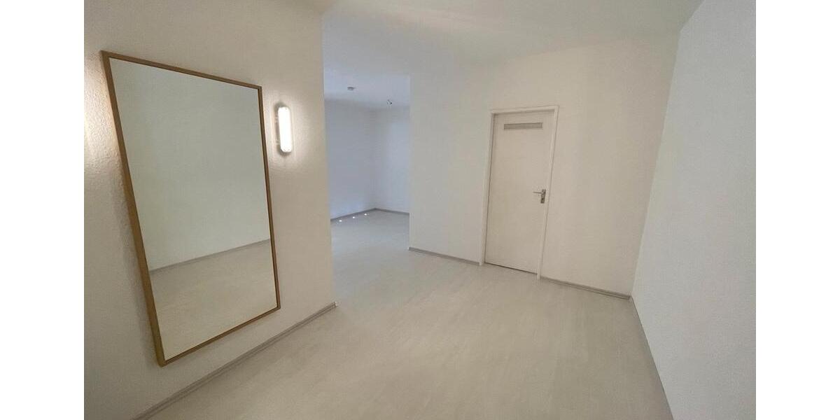 Hochparterre Wiesbaden Mainz-Amöneburg - 2.5 Zimmer, 77 m&sup2;, 260.000&euro; | Angebot:26690446