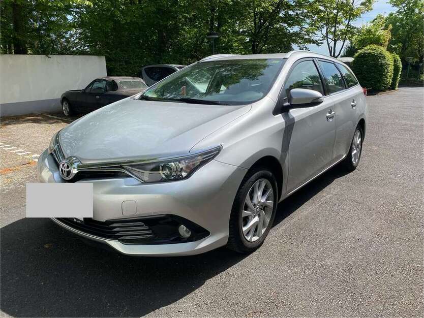 Auris