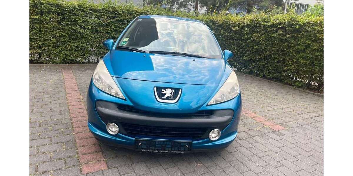 Peugeot 207 112.000 km 1.999 € Wiesbaden 65197