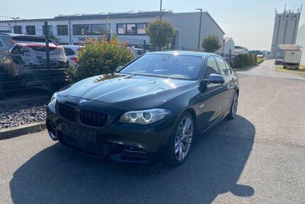 BMW M550