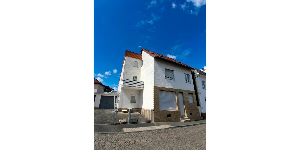 Einfamilienhaus Bad Camberg - 9 Zimmer, 200 m&sup2;, 349.000&euro; | Angebot:27215762