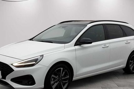 Hyundai i30 15.690 km 24.900 &euro; Mainz 55120