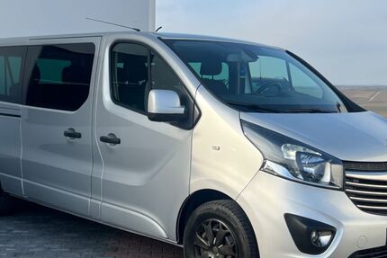 Opel Vivaro 141.000 km 15.900 &euro; Saulheim 55291
