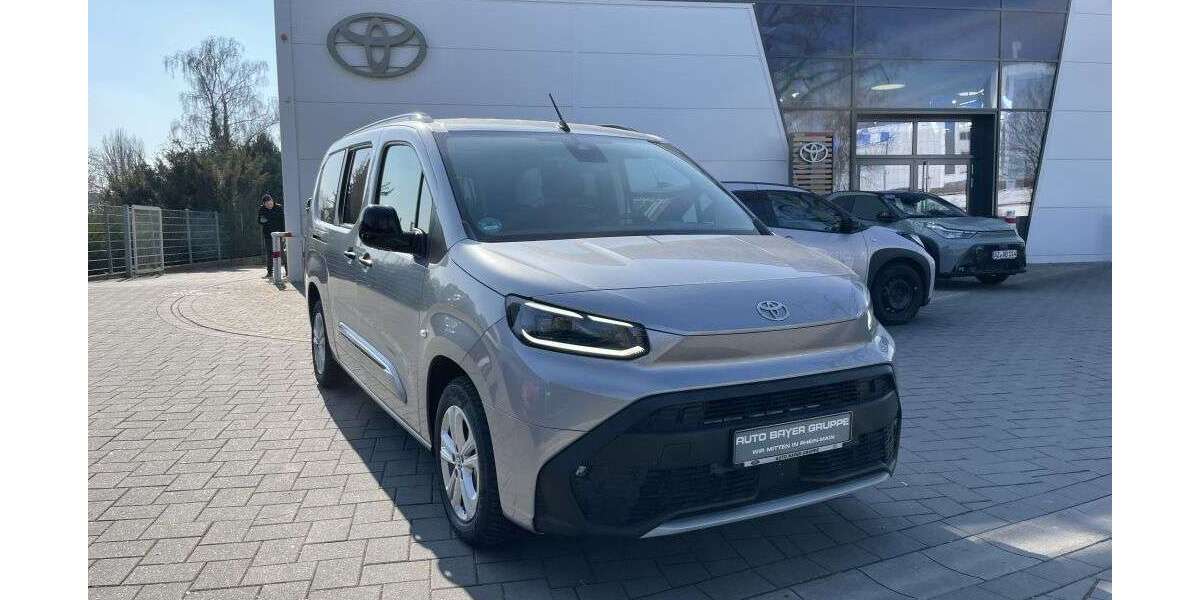 Toyota Proace 1.390 km 43.200 &euro; Wiesbaden 65203