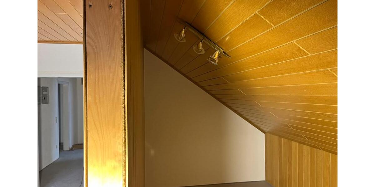 Wohn-und Geschäftshaus zu vermieten in 65232 Taunusstein zimmer