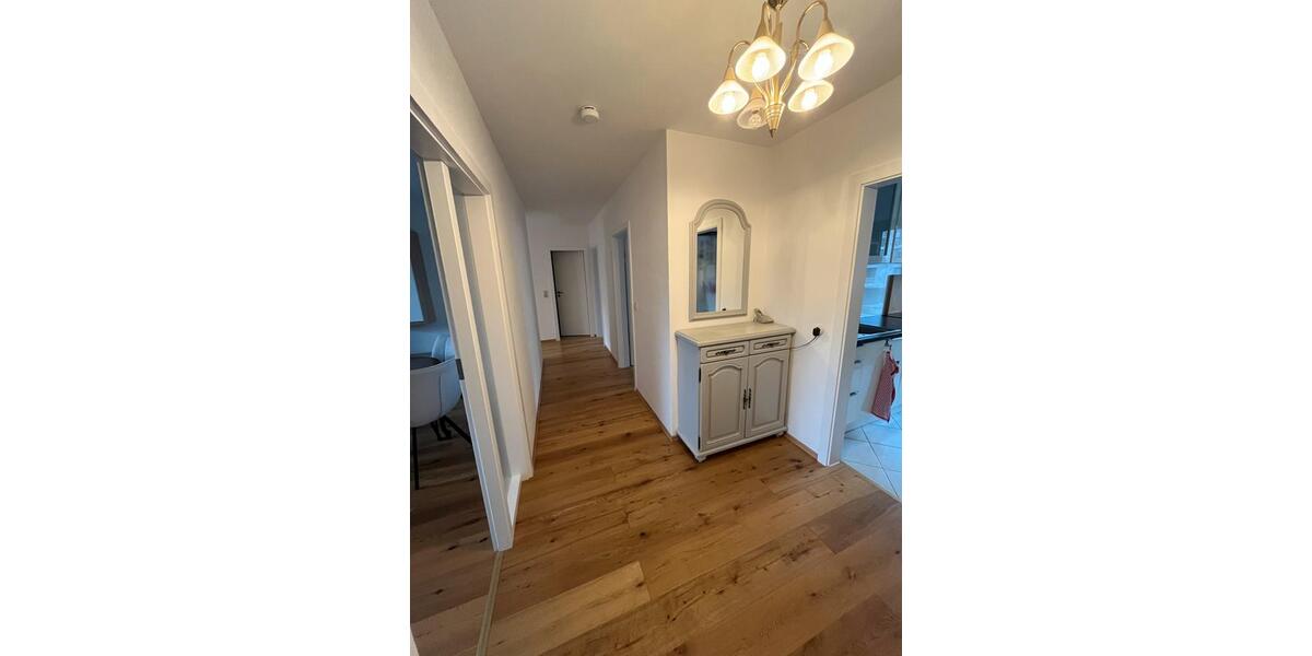 Etagenwohnung Wiesbaden Biebrich - 4 Zimmer, 92 m&sup2;, 370.000&euro; | Angebot:25924208