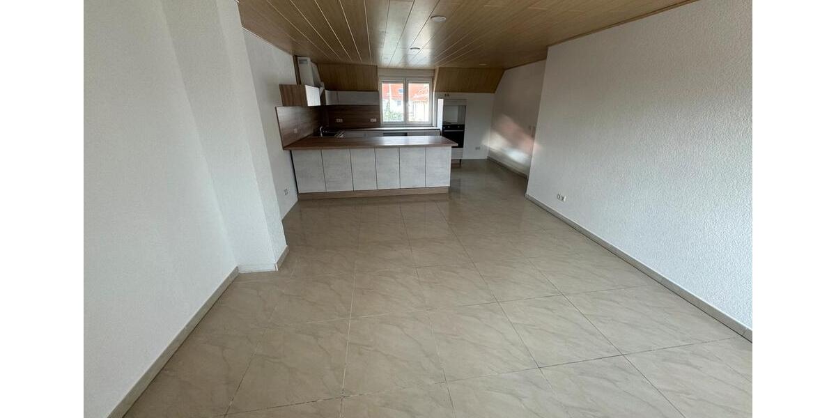 Etagenwohnung Rüsselsheim am Main - 3 Zimmer, 97 m&sup2;, 1.690&euro; | Angebot:26661979