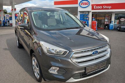 Ford Kuga 129.300 km 7.950 &euro; Wiesbaden 65187
