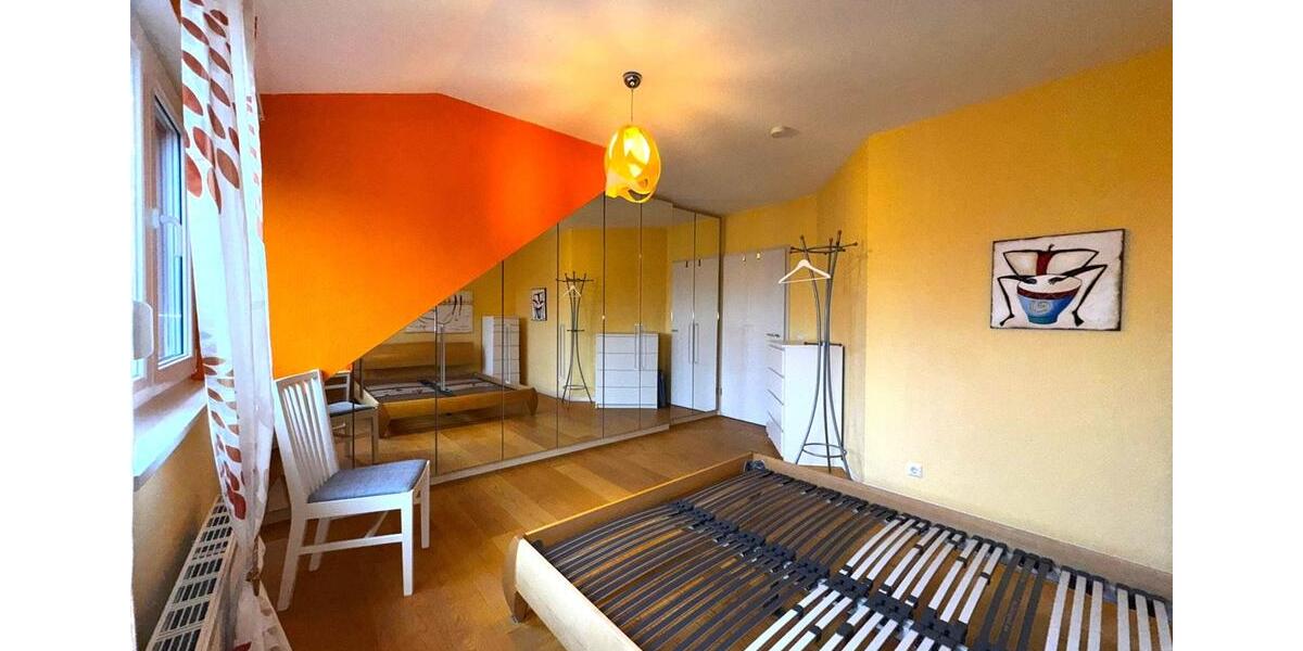 Dachgeschoßwohnung Wiesbaden Mainz-Kastel - 2 Zimmer, 65 m&sup2;, 1.150&euro; | Angebot:26381967