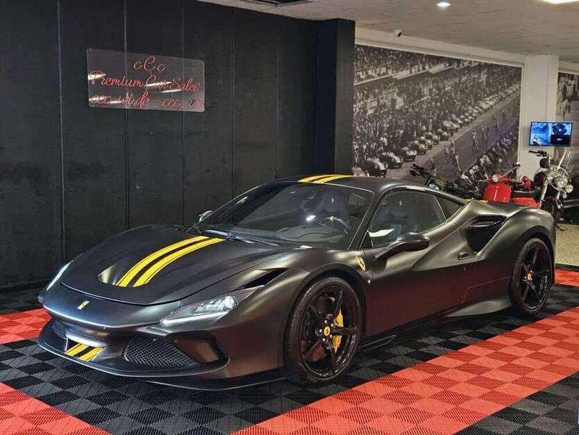 F8 Tributo