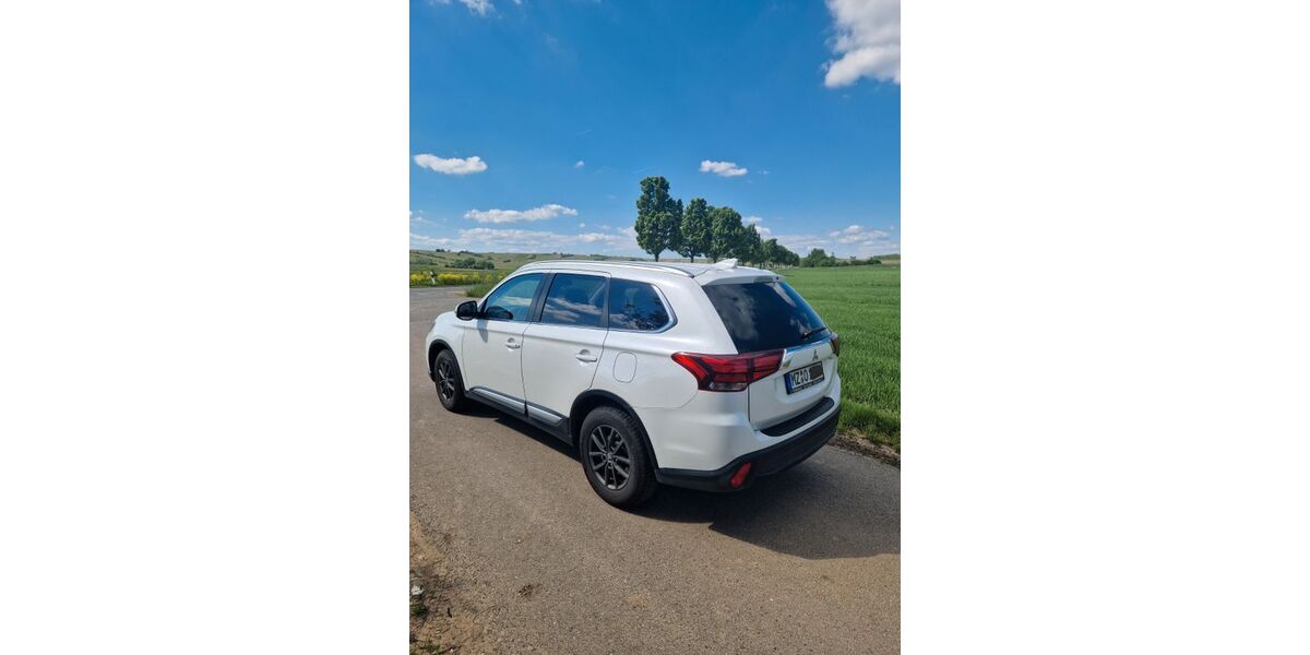 Mitsubishi Outlander 144.000 km 16.900 € Harxheim 55296
