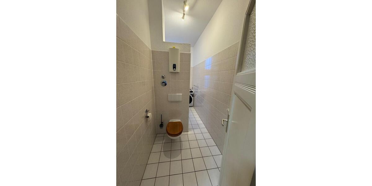 Etagenwohnung Wiesbaden Nordost - 3 Zimmer, 73 m&sup2;, 1.150&euro; | Angebot:25905273